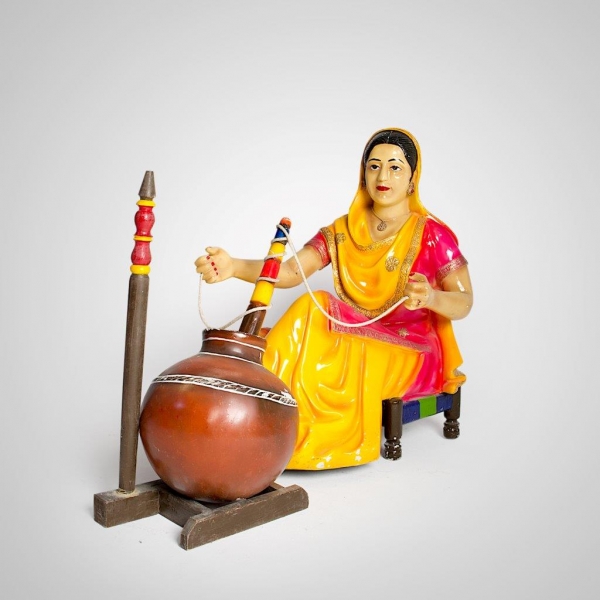 ACC-21 Madhani Lady Statue