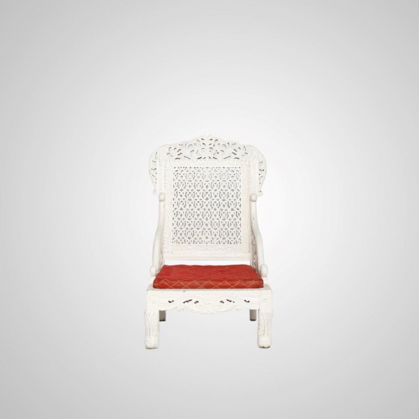 CHR-5 Traditional Chair (White)
